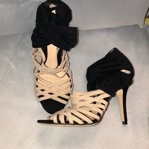 Fendi Strappy sandal 5.5